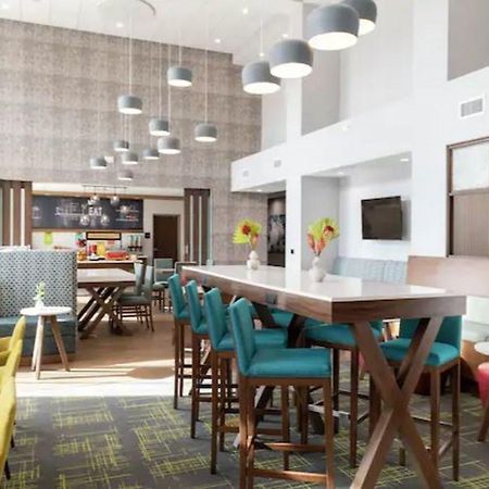 Hampton Inn & Suites هويل المظهر الخارجي الصورة